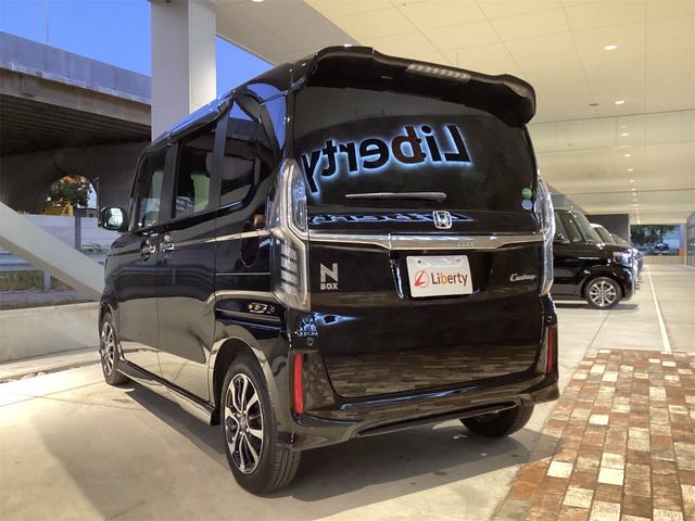 Ｎ－ＢＯＸカスタム Ｇ・Ｌホンダセンシング　バックカメラ　両側スライド・片側電動　ナビ　ＴＶ　クリアランスソナー　オートクルーズコントロール　レーンアシスト　衝突被害軽減システム　オートライト　スマートキー　アイドリングストップ　電動格納ミラー（10枚目）