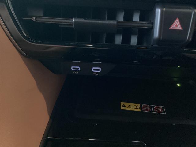 ヴェルファイアハイブリッド Z プレミア ハイブリッド ETC 全周囲カメラ ナビ TV 両側電動スライドドア クリアランスソナー オートクルーズコントロール レーンアシスト パークアシスト 衝突被害軽減システム(51枚目)