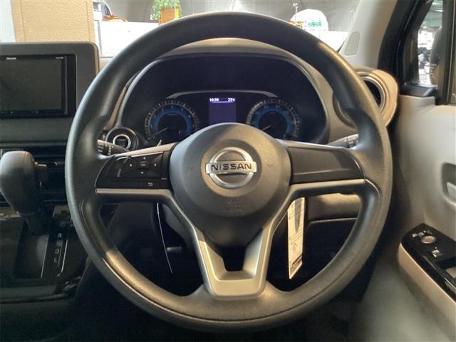 デイズ X ドライブレコーダー ETC バックカメラ クリアランスソナー 衝突被害軽減システム スマートキー アイドリングストップ 電動格納ミラー ベンチシート CVT 盗難防止システム ABS ESC CD(10枚目)