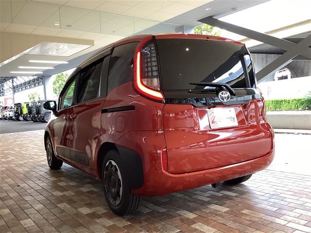 シエンタ ハイブリッドＺ　ドライブレコーダー　ＥＴＣ　全周囲カメラ　ナビ　ＴＶ　クリアランスソナー　オートクルーズコントロール　レーンアシスト　衝突被害軽減システム　両側電動スライドドア　オートマチックハイビーム（6枚目）