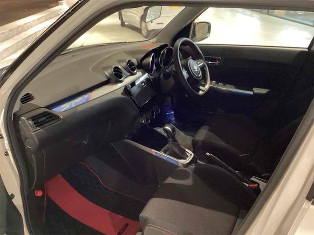 お車の知識がなくても大丈夫です!皆様のご来店をスタッフ一同、心よりお待ちしております。