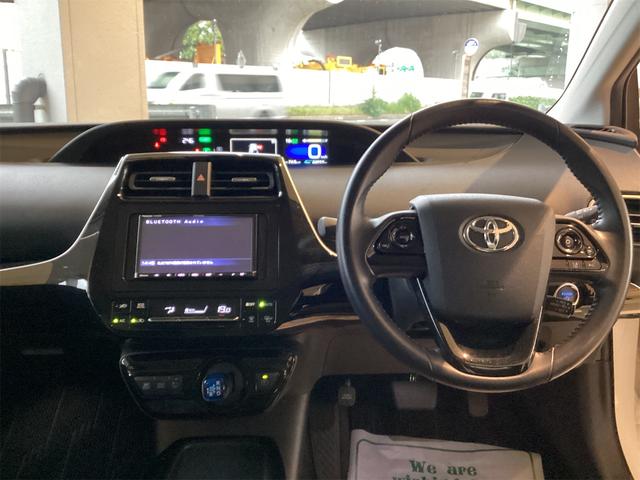 プリウス A ドライブレコーダー ETC クリアランスソナー レーンアシスト オートクルーズコントロール パークアシスト 衝突被害軽減システム バックカメラ ナビ アルミホイール オートマチックハイビーム(9枚目)