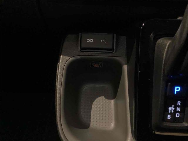 シエンタ ハイブリッドZ ETC 全周囲カメラ ナビ TV クリアランスソナー オートクルーズコントロール レーンアシスト 衝突被害軽減システム 両側電動スライドドア オートマチックハイビーム オートライト LEDヘッドランプ(50枚目)