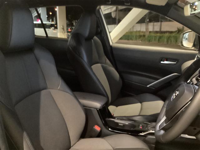 カローラクロス ハイブリッド　Ｚ　全周囲カメラ　オートクルーズコントロール　レーンアシスト　パークアシスト　衝突被害軽減システム　ナビ　ＴＶ　オートマチックハイビーム　ＬＥＤヘッドランプ　電動リアゲート　アルミホイール　スマートキー（33枚目）