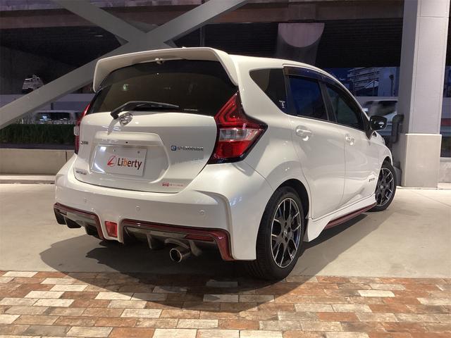 ノート e-パワーニスモ ETC ナビ TV クリアランスソナー レーンアシスト 衝突被害軽減システム アルミホイール オートライト スマートキー 電動格納ミラー CVT ESC USB ミュージックプレイヤー接続可(5枚目)