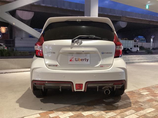 ノート e-パワーニスモ ETC ナビ TV クリアランスソナー レーンアシスト 衝突被害軽減システム アルミホイール オートライト スマートキー 電動格納ミラー CVT ESC USB ミュージックプレイヤー接続可(6枚目)