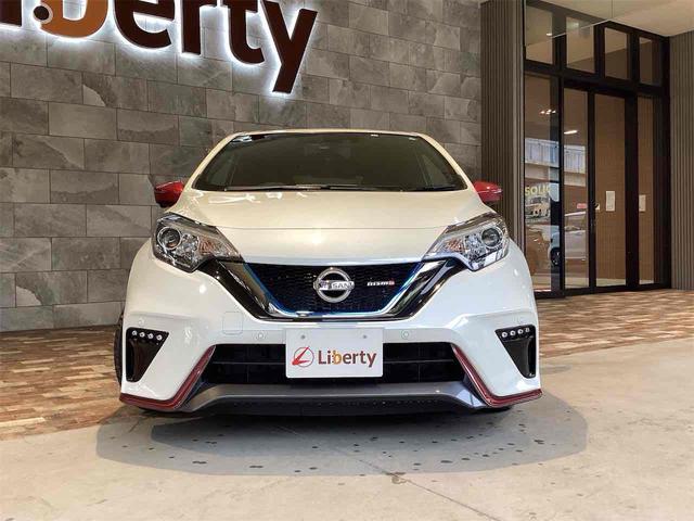 ノート e-パワーニスモ ドライブレコーダー ETC 全周囲カメラ ナビ TV オートクルーズコントロール レーンアシスト 衝突被害軽減システム アルミホイール オートライト スマートキー アイドリングストップ 電動格納ミラー(2枚目)