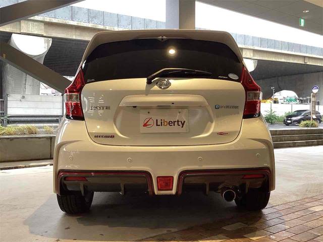 ノート e-パワーニスモ ドライブレコーダー ETC 全周囲カメラ ナビ TV オートクルーズコントロール レーンアシスト 衝突被害軽減システム アルミホイール オートライト スマートキー アイドリングストップ 電動格納ミラー(6枚目)