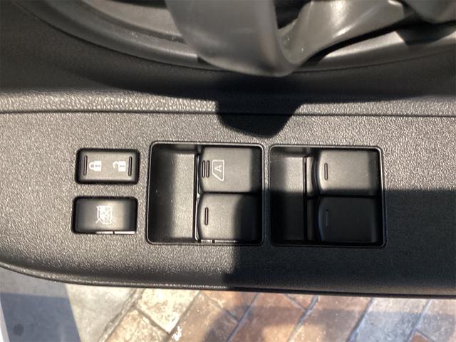 マーチ Ｓ　キーレスエントリー　電動格納ミラー　ＣＶＴ　衝突安全ボディ　ＡＢＳ　ＥＳＣ　ＣＤ　ミュージックプレイヤー接続可　エアコン（17枚目）