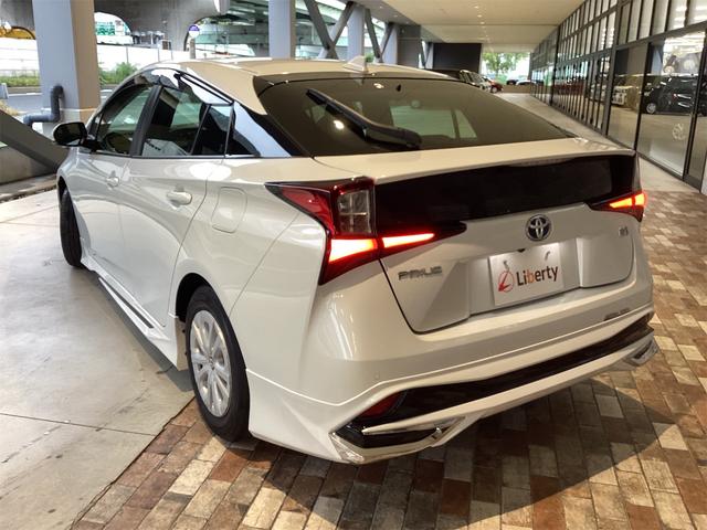 当店のお車をご覧いただきましてありがとうございます。お車についてのご質問やお見積りのご依頼、ご購入にあたってのご相談などお気軽にお問い合わせ下さい！