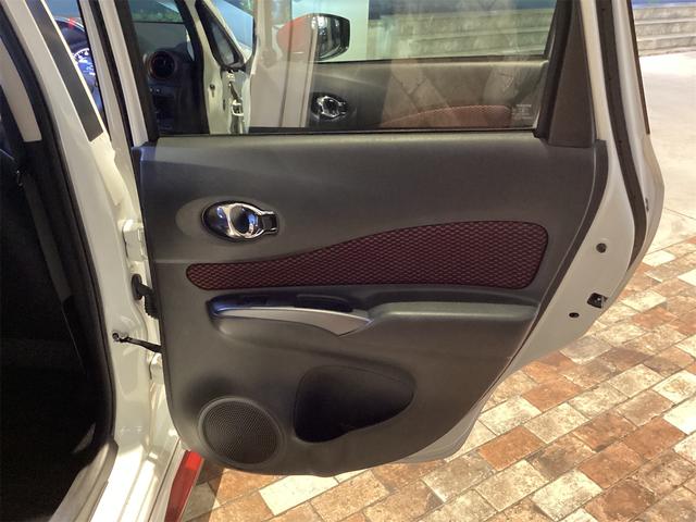 ノート ニスモ ETC バックカメラ アルミホイール スマートキー アイドリングストップ 電動格納ミラー CVT 盗難防止システム 衝突安全ボディ ABS ESC Bluetooth エアコン パワーステアリング(33枚目)
