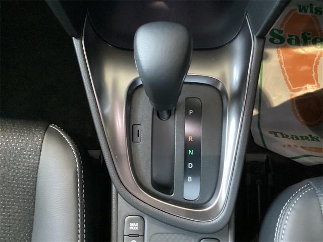 ヤリスクロス ハイブリッドZ ETC 全周囲カメラ クリアランスソナー オートクルーズコントロール レーンアシスト パワーシート 衝突被害軽減システム ナビ オートマチックハイビーム オートライト LEDヘッドランプ(14枚目)