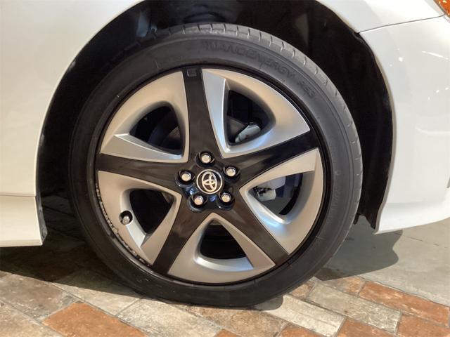 トヨタ プリウス 21枚目