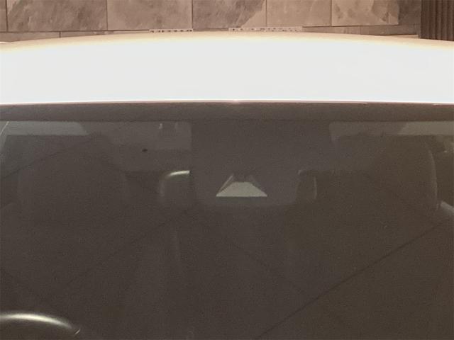 トヨタ プリウス 27枚目