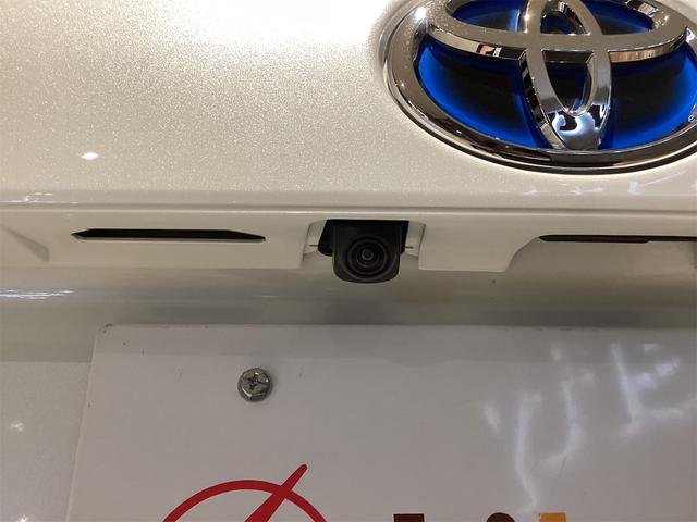 トヨタ プリウス 29枚目