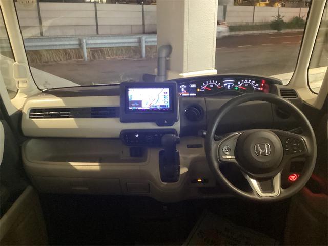 Ｎ－ＢＯＸ Ｇ・Ｌホンダセンシング　バックカメラ　両側スライド・片側電動　ナビ　オートクルーズコントロール　レーンアシスト　衝突被害軽減システム　オートライト　スマートキー　アイドリングストップ　電動格納ミラー　ＣＶＴ　ＥＳＣ　エアコン（9枚目）