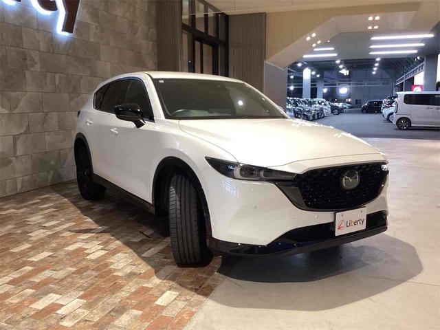 ＣＸ－５ ２５Ｓ　スポーツアピアランス　ドライブレコーダー　ＥＴＣ　バックカメラ　サイドカメラ　クリアランスソナー　オートクルーズコントロール　レーンアシスト　パワーシート　衝突被害軽減システム　ナビ　ＴＶ　オートライト　ＬＥＤヘッドランプ（3枚目）