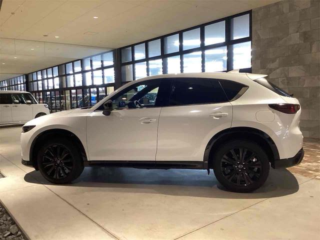 ＣＸ－５ ２５Ｓ　スポーツアピアランス　ドライブレコーダー　ＥＴＣ　バックカメラ　サイドカメラ　クリアランスソナー　オートクルーズコントロール　レーンアシスト　パワーシート　衝突被害軽減システム　ナビ　ＴＶ　オートライト　ＬＥＤヘッドランプ（8枚目）