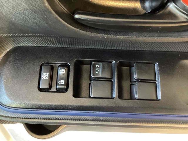 アクア Ｓ　ＥＴＣ　バックカメラ　ナビ　ＴＶ　スマートキー　電動格納ミラー　ＣＶＴ　衝突安全ボディ　ＡＢＳ　ＥＳＣ　ＣＤ　ＵＳＢ　Ｂｌｕｅｔｏｏｔｈ　エアコン　パワーステアリング　パワーウィンドウ（14枚目）