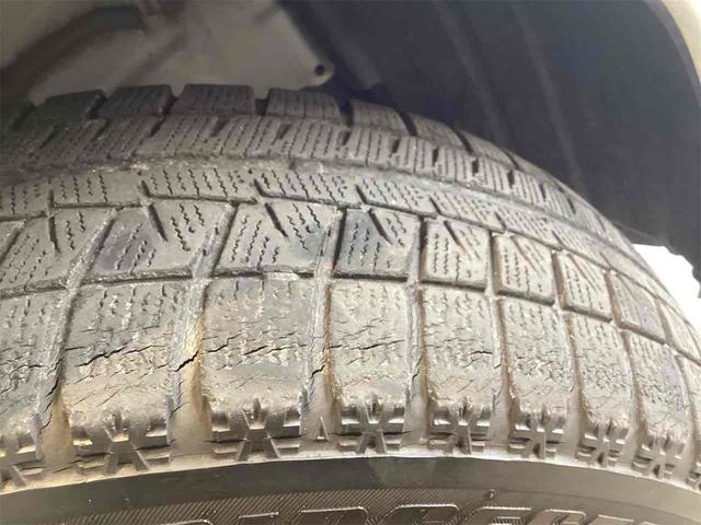 アクア Ｓ　ＥＴＣ　バックカメラ　ナビ　ＴＶ　スマートキー　電動格納ミラー　ＣＶＴ　衝突安全ボディ　ＡＢＳ　ＥＳＣ　ＣＤ　ＵＳＢ　Ｂｌｕｅｔｏｏｔｈ　エアコン　パワーステアリング　パワーウィンドウ（36枚目）