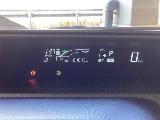 アクア Ｓ　ＥＴＣ　バックカメラ　ナビ　ＴＶ　スマートキー　電動格納ミラー　ＣＶＴ　衝突安全ボディ　ＡＢＳ　ＥＳＣ　ＣＤ　ＵＳＢ　Ｂｌｕｅｔｏｏｔｈ　エアコン　パワーステアリング　パワーウィンドウ（49枚目）