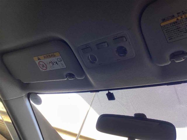 アクア Ｓ　ＥＴＣ　バックカメラ　ナビ　ＴＶ　スマートキー　電動格納ミラー　ＣＶＴ　衝突安全ボディ　ＡＢＳ　ＥＳＣ　ＣＤ　ＵＳＢ　Ｂｌｕｅｔｏｏｔｈ　エアコン　パワーステアリング　パワーウィンドウ（50枚目）