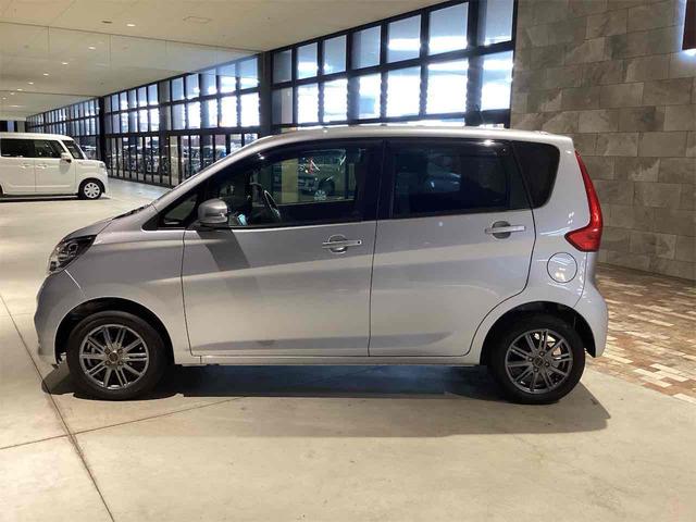 デイズ Ｘ　全周囲カメラ　ナビ　ＴＶ　衝突被害軽減システム　スマートキー　アイドリングストップ　電動格納ミラー　ＣＶＴ　ＥＳＣ　ＣＤ　アルミホイール　エアコン　パワーステアリング　パワーウィンドウ（24枚目）