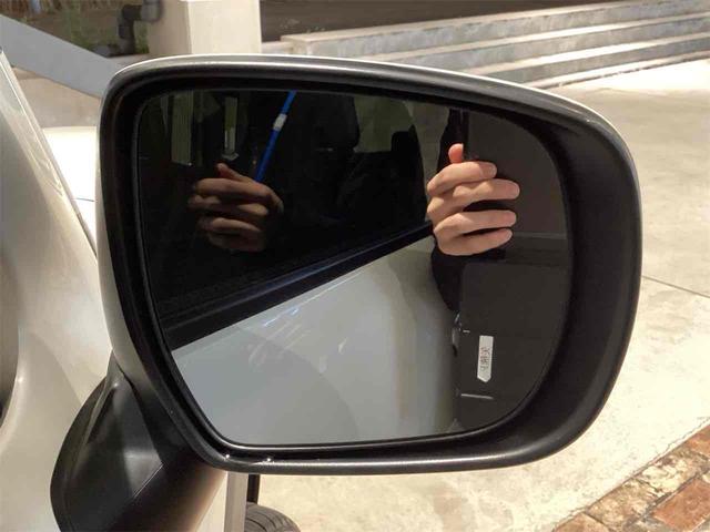 ハスラー ハイブリッドＸ　ドライブレコーダー　ＥＴＣ　全周囲カメラ　ＴＶ　クリアランスソナー　レーンアシスト　衝突被害軽減システム　スマートキー　アイドリングストップ　電動格納ミラー　シートヒーター　ＣＶＴ　ＥＳＣ（27枚目）