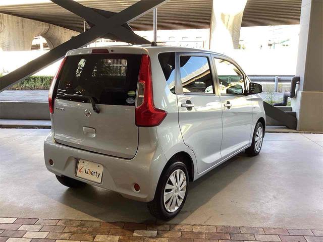 デイズ Ｊ　ナビ　ＴＶ　衝突被害軽減システム　電動格納ミラー　ベンチシート　ＣＶＴ　ＥＳＣ　ＣＤ　ミュージックプレイヤー接続可　エアコン　パワーウィンドウ（5枚目）