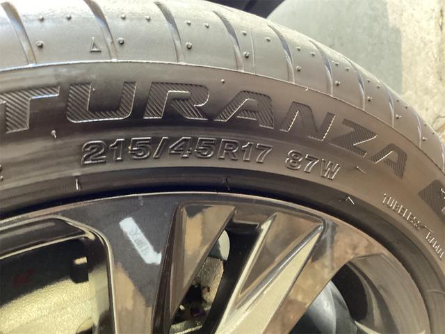 カローラツーリング ハイブリッド　ダブルバイビー　ドライブレコーダー　バックカメラ　ナビ　ＴＶ　クリアランスソナー　オートクルーズコントロール　レーンアシスト　衝突被害軽減システム　アルミホイール　オートマチックハイビーム　オートライト（26枚目）