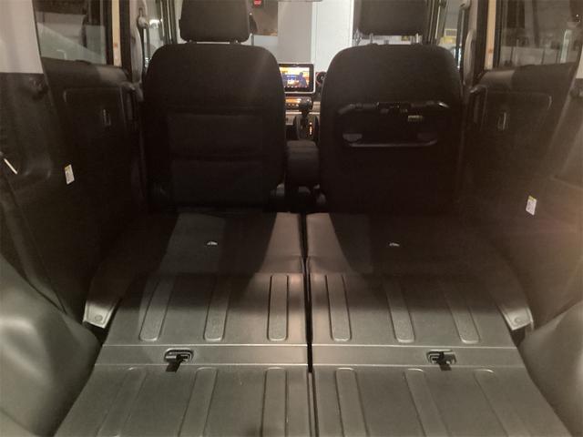 スペーシアギア ハイブリッドＸＺ　ＥＴＣ　全周囲カメラ　両側電動スライドドア　ＴＶ　クリアランスソナー　オートクルーズコントロール　レーンアシスト　衝突被害軽減システム　オートライト　スマートキー　アイドリングストップ　電動格納ミラー（35枚目）