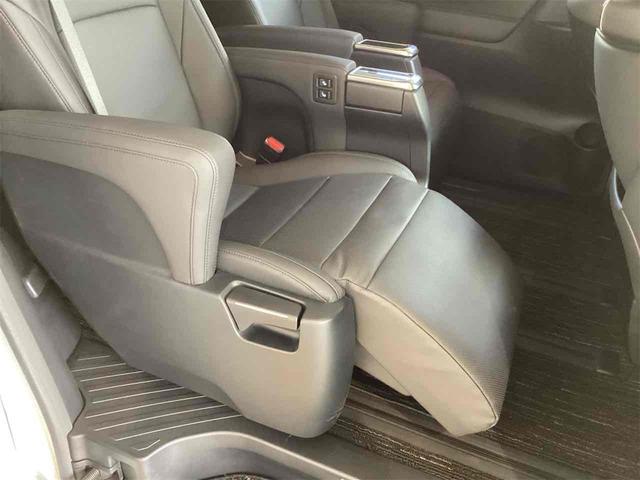 アルファード ２．５Ｓ　Ｃパッケージ　ドライブレコーダー　ＥＴＣ　バックカメラ　ナビ　ＴＶ　クリアランスソナー　オートクルーズコントロール　レーンアシスト　衝突被害軽減システム　両側スライド・片側電動　オートマチックハイビーム（40枚目）