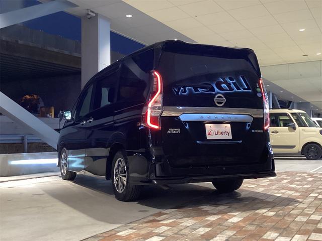 セレナ ｅ－パワー　ハイウェイスターＶ　ドライブレコーダー　ＥＴＣ　全周囲カメラ　ＴＶ　クリアランスソナー　オートクルーズコントロール　レーンアシスト　衝突被害軽減システム　両側電動スライドドア　ＬＥＤヘッドランプ　スマートキー（8枚目）