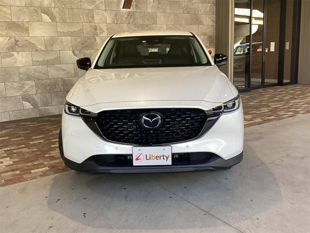 ＣＸ－５ ２０Ｓ　ブラックトーンエディション　全周囲カメラ　クリアランスソナー　オートクルーズコントロール　レーンアシスト　衝突被害軽減システム　ＬＥＤヘッドランプ　電動リアゲート　アルミホイール　スマートキー　アイドリングストップ（2枚目）