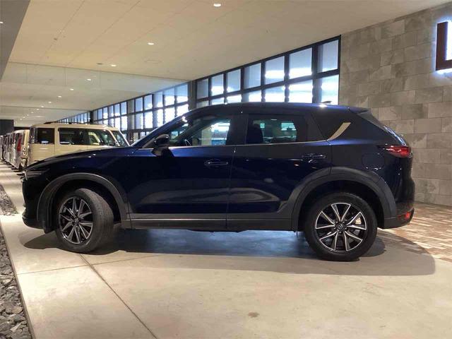 ＣＸ－５ ２０Ｓ　プロアクティブ　ＥＴＣ　バックカメラ　クリアランスソナー　オートクルーズコントロール　レーンアシスト　衝突被害軽減システム　ＴＶ　オートライト　ＬＥＤヘッドランプ　アルミホイール　スマートキー　アイドリングストップ（8枚目）