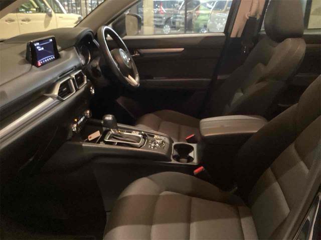 ＣＸ－５ ２０Ｓ　プロアクティブ　ＥＴＣ　バックカメラ　クリアランスソナー　オートクルーズコントロール　レーンアシスト　衝突被害軽減システム　ＴＶ　オートライト　ＬＥＤヘッドランプ　アルミホイール　スマートキー　アイドリングストップ（34枚目）