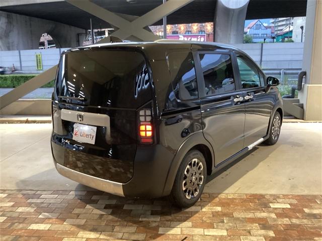 ご覧頂きまして誠に有難うございます！！是非ご来店して頂き、実際にご覧になって頂ければと思います。お客様からのご連絡をスタッフ一同、心よりお待ちしております