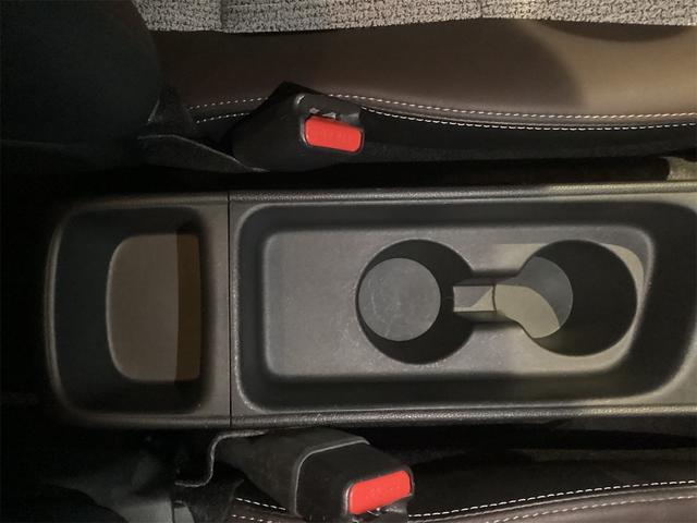 ヤリスクロス Ｚ　ディスプレイオーディオ　バックカメラ　クリアランスソナー　オートクルーズコントロール　レーンアシスト　パワーシート　衝突被害軽減システム　オートマチックハイビーム　ＬＥＤヘッドランプ　アルミホイール（40枚目）