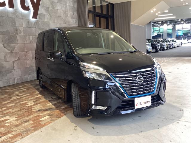 セレナ e-パワー ハイウェイスターV ドライブレコーダー 全周囲カメラ ナビ TV オートクルーズコントロール 衝突被害軽減システム 両側電動スライドドア LEDヘッドランプ スマートキー 電動格納ミラー 3列シート CVT(3枚目)