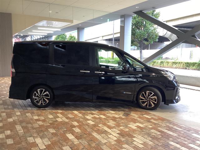 セレナ e-パワー ハイウェイスターV ドライブレコーダー 全周囲カメラ ナビ TV オートクルーズコントロール 衝突被害軽減システム 両側電動スライドドア LEDヘッドランプ スマートキー 電動格納ミラー 3列シート CVT(4枚目)