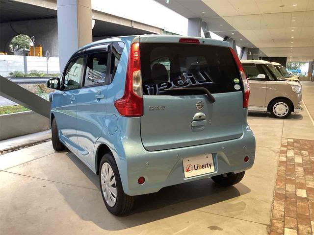 デイズ Ｘ　ドライブレコーダー　全周囲カメラ　ナビ　ＴＶ　クリアランスソナー　衝突被害軽減システム　スマートキー　アイドリングストップ　電動格納ミラー　ベンチシート　ＣＶＴ　ＥＳＣ　ＣＤ　ＵＳＢ（7枚目）