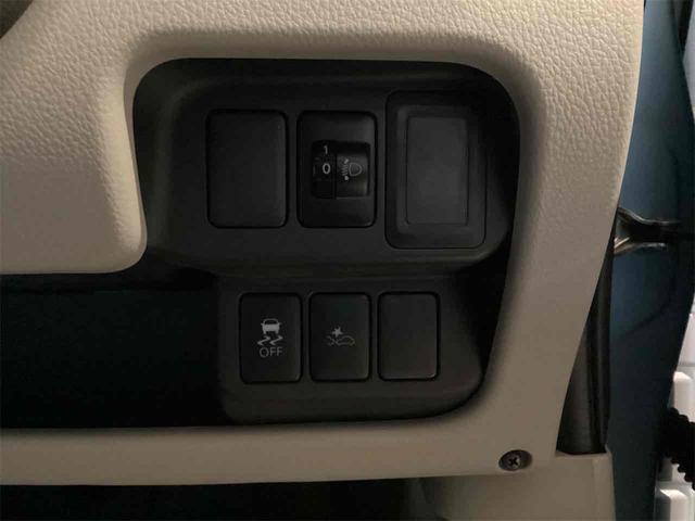 デイズ Ｘ　ドライブレコーダー　全周囲カメラ　ナビ　ＴＶ　クリアランスソナー　衝突被害軽減システム　スマートキー　アイドリングストップ　電動格納ミラー　ベンチシート　ＣＶＴ　ＥＳＣ　ＣＤ　ＵＳＢ（16枚目）