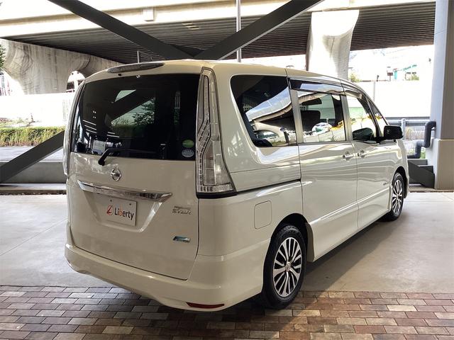 セレナ ハイウェイスター　Ｖセレクション＋セーフティ　ＳＨＶ　バックカメラ　ナビ　ＴＶ　オートクルーズコントロール　レーンアシスト　衝突被害軽減システム　両側電動スライドドア　オートライト　ＬＥＤヘッドランプ　スマートキー　電動格納ミラー　後席モニター（5枚目）