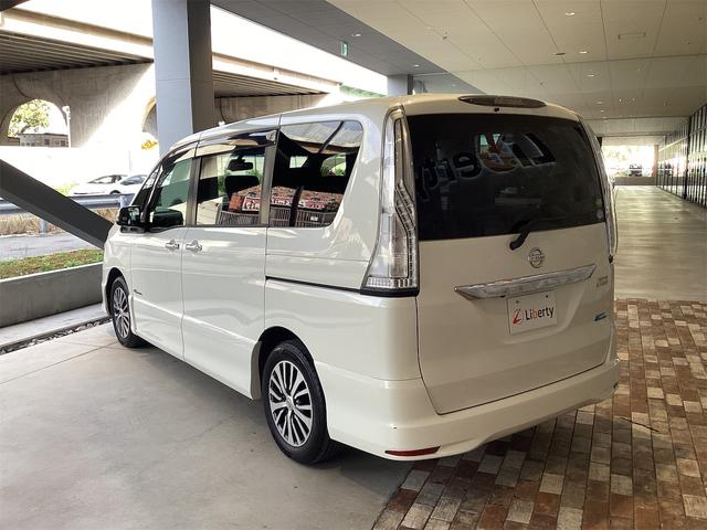 セレナ ハイウェイスター　Ｖセレクション＋セーフティ　ＳＨＶ　バックカメラ　ナビ　ＴＶ　オートクルーズコントロール　レーンアシスト　衝突被害軽減システム　両側電動スライドドア　オートライト　ＬＥＤヘッドランプ　スマートキー　電動格納ミラー　後席モニター（7枚目）