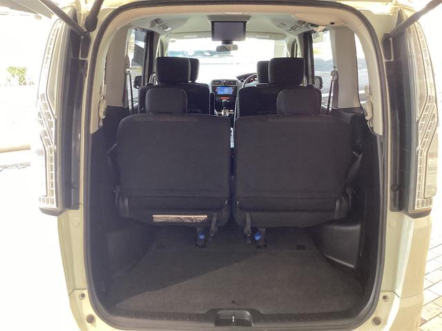 セレナ ハイウェイスター　Ｖセレクション＋セーフティ　ＳＨＶ　バックカメラ　ナビ　ＴＶ　オートクルーズコントロール　レーンアシスト　衝突被害軽減システム　両側電動スライドドア　オートライト　ＬＥＤヘッドランプ　スマートキー　電動格納ミラー　後席モニター（19枚目）