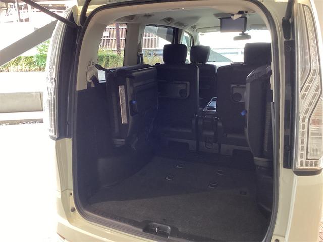 セレナ ハイウェイスター　Ｖセレクション＋セーフティ　ＳＨＶ　バックカメラ　ナビ　ＴＶ　オートクルーズコントロール　レーンアシスト　衝突被害軽減システム　両側電動スライドドア　オートライト　ＬＥＤヘッドランプ　スマートキー　電動格納ミラー　後席モニター（30枚目）