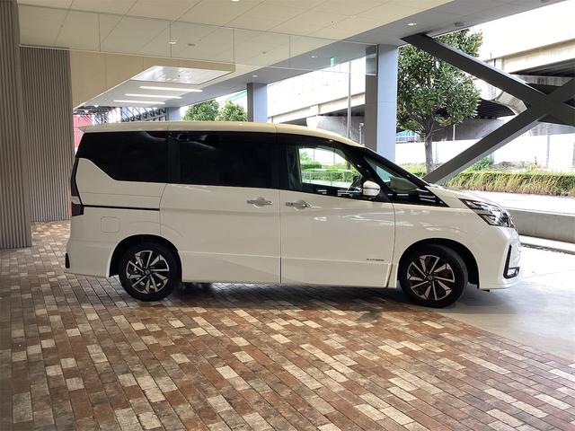 セレナ ハイウェイスターＶ　ＥＴＣ　全周囲カメラ　ＴＶ　クリアランスソナー　オートクルーズコントロール　衝突被害軽減システム　両側電動スライドドア　オートライト　ＬＥＤヘッドランプ　スマートキー　アイドリングストップ（4枚目）