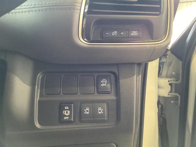 セレナ ハイウェイスターＶ　ＥＴＣ　全周囲カメラ　ＴＶ　クリアランスソナー　オートクルーズコントロール　衝突被害軽減システム　両側電動スライドドア　オートライト　ＬＥＤヘッドランプ　スマートキー　アイドリングストップ（16枚目）