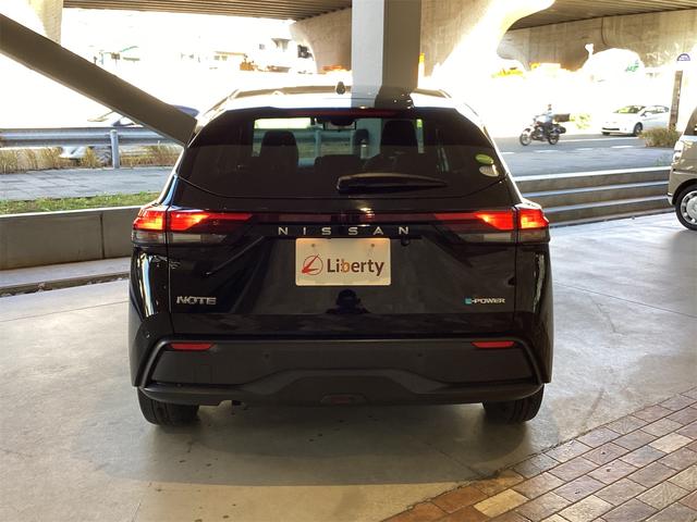 ノート Ｓ　ドライブレコーダー　ＥＴＣ　全周囲カメラ　ナビ　ＴＶ　クリアランスソナー　衝突被害軽減システム　アルミホイール　オートマチックハイビーム　オートライト　スマートキー　アイドリングストップ（6枚目）