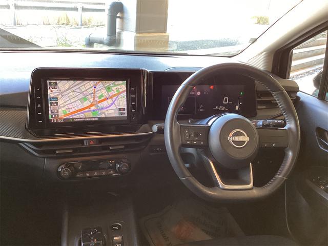 ノート Ｓ　ドライブレコーダー　ＥＴＣ　全周囲カメラ　ナビ　ＴＶ　クリアランスソナー　衝突被害軽減システム　アルミホイール　オートマチックハイビーム　オートライト　スマートキー　アイドリングストップ（9枚目）